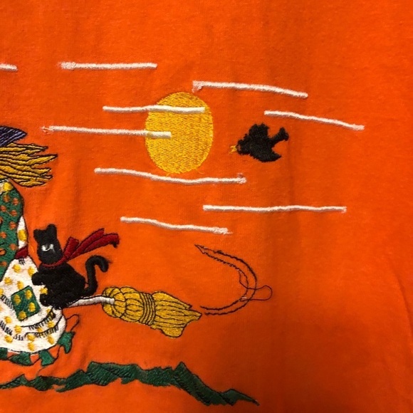 Vintage Basic Editions Halloween witch embroidered orange shirt size medium - Picture 4 of 7